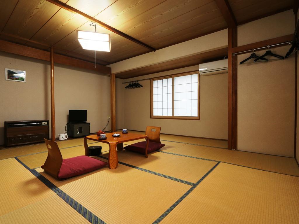 Lodge Tsubaki Otari ภายนอก รูปภาพ